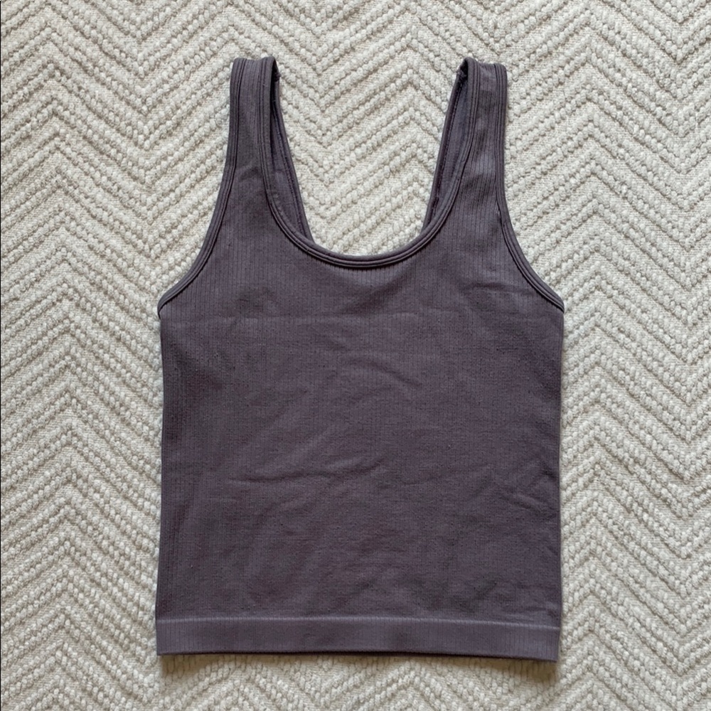 💜 Purple Ribbed Tank Top - Picture 2 of 10